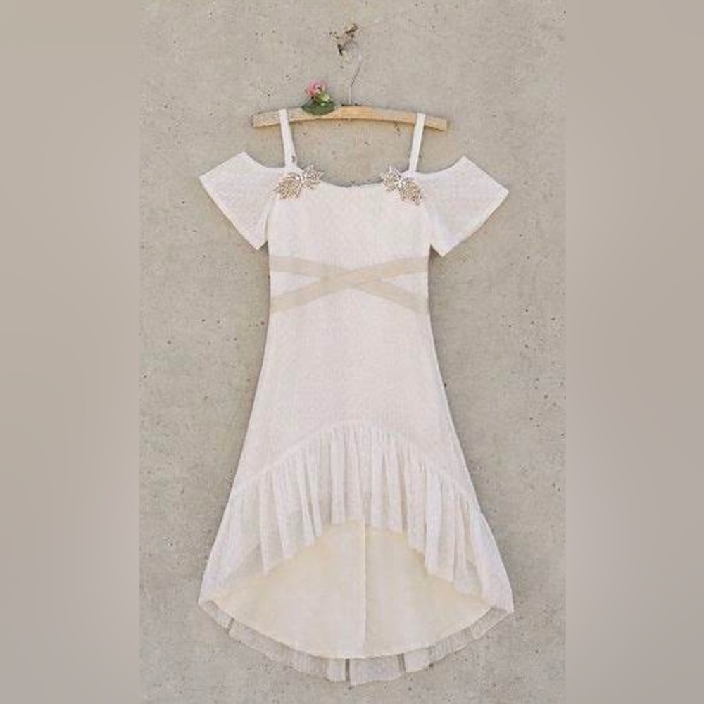 Joyfolie delphine in cream NWT size 2